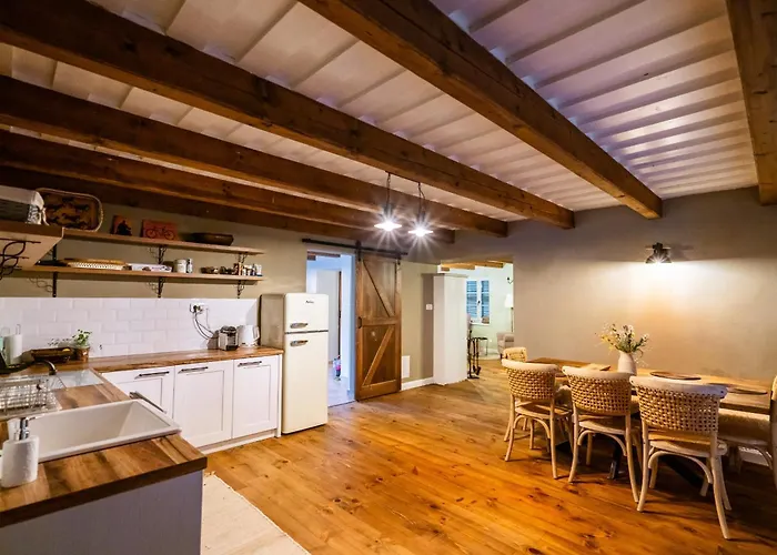 Pod Sixovkou בית נופש *